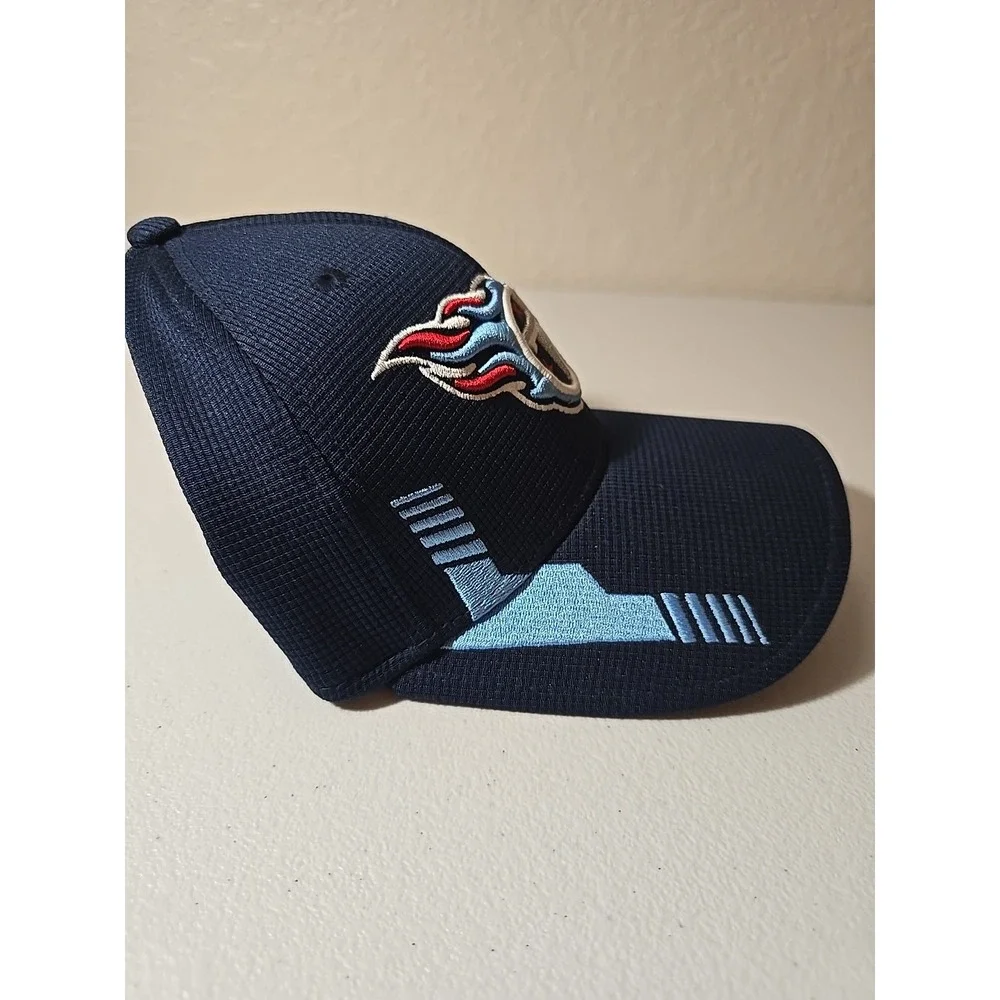 Tennessee Titans Hat Medium-Large New‎ Era NFL
